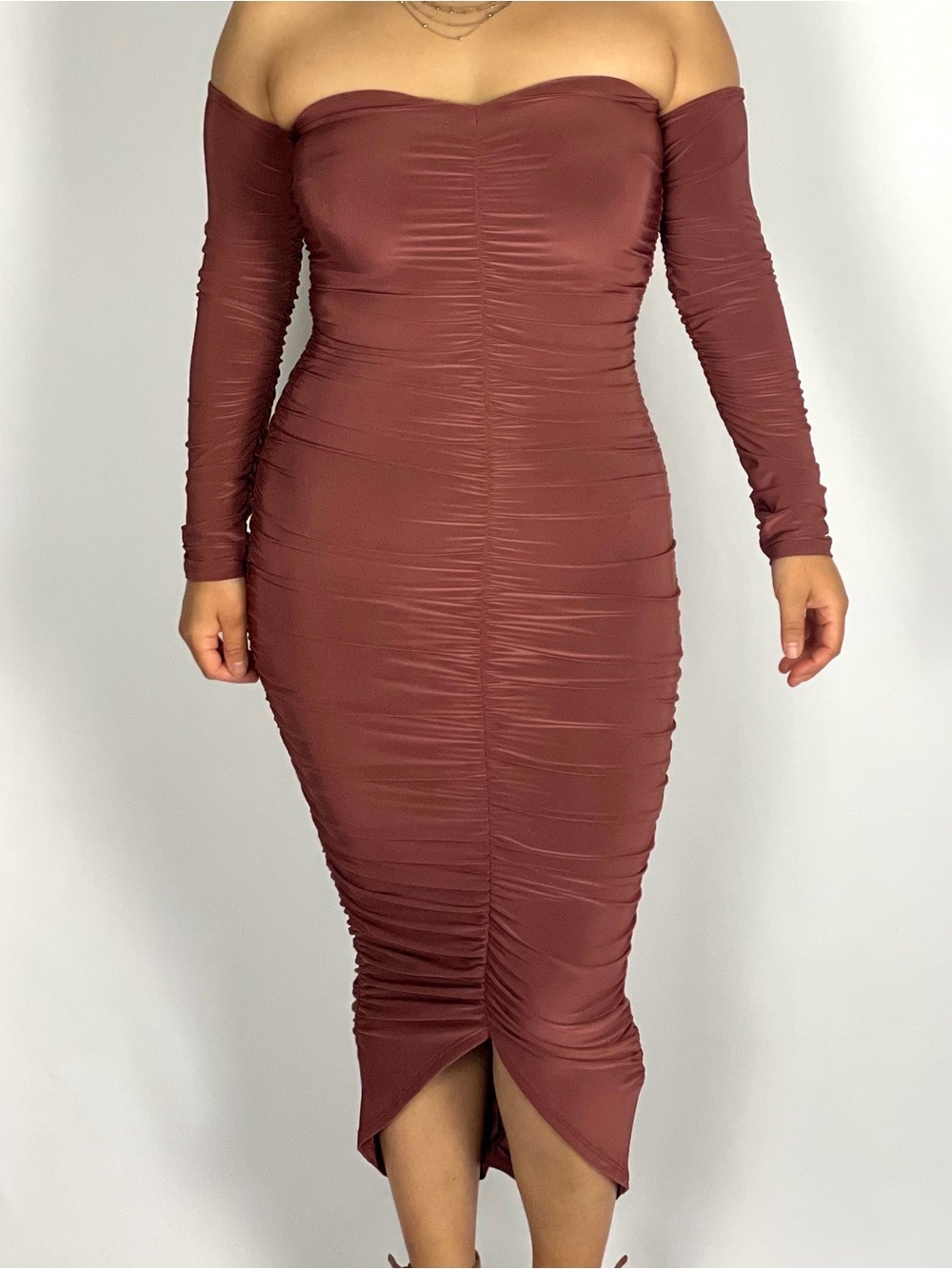 Off-Shoulder Ruched Bodycon Dress in Mauve